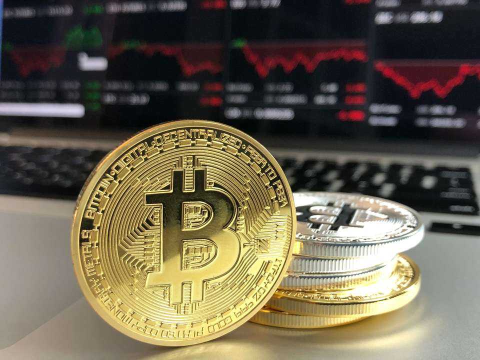 ビットコインキャッシュが完全にビットコイン越えする日は近いのか | ハードフォークが起きたワケ