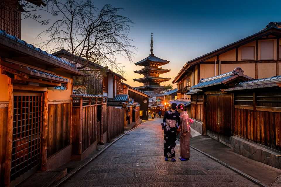 ASEAN からの訪日客は「Airbnb/民泊」に泊まりたい―電通調査