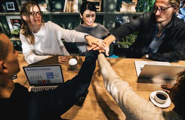 デジタル変革の専任組織「第2のIT部門」が企業の中核に