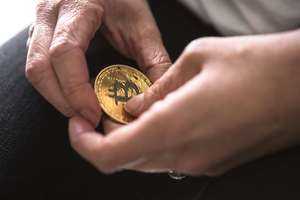 狙いは「仮想通貨獲得」 サイバー攻撃トレンド、ランサムウェアから変化